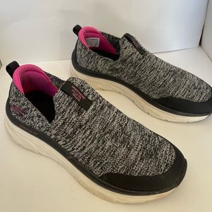 Skechers Delux Walkers Women Size 7.5